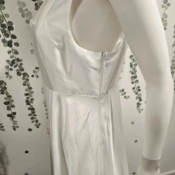 Show Me Your Mumu Women's Madi Gown Ivory Luxe Satin Size L - Picture 7 of 11